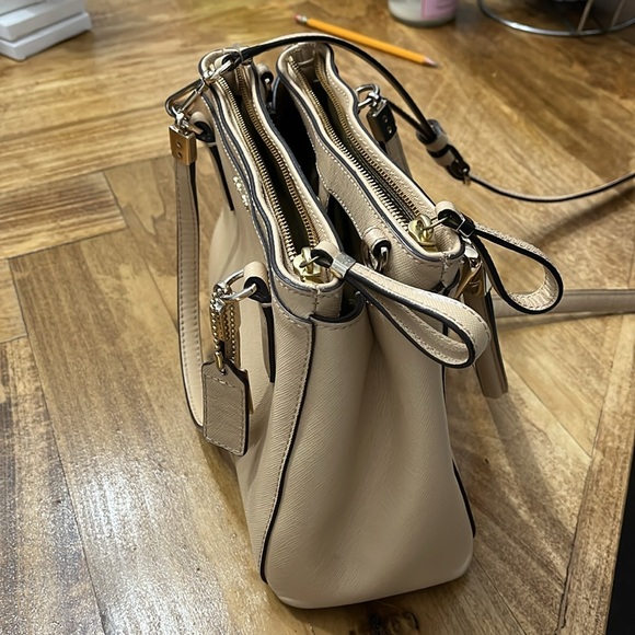 Coach tan/beige Madison Christie Satchel with Crossbody Strap - Picture 2 of 7